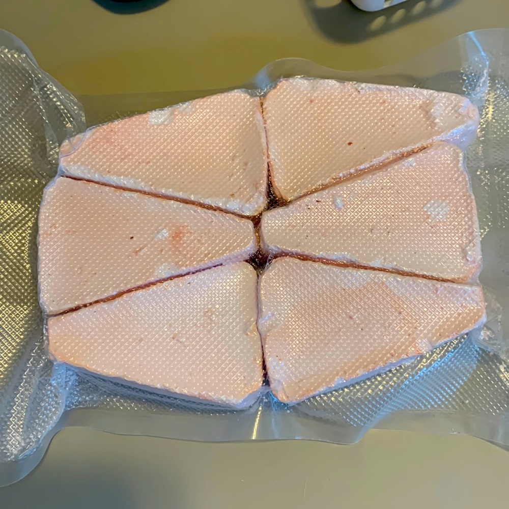 6 pink triangles